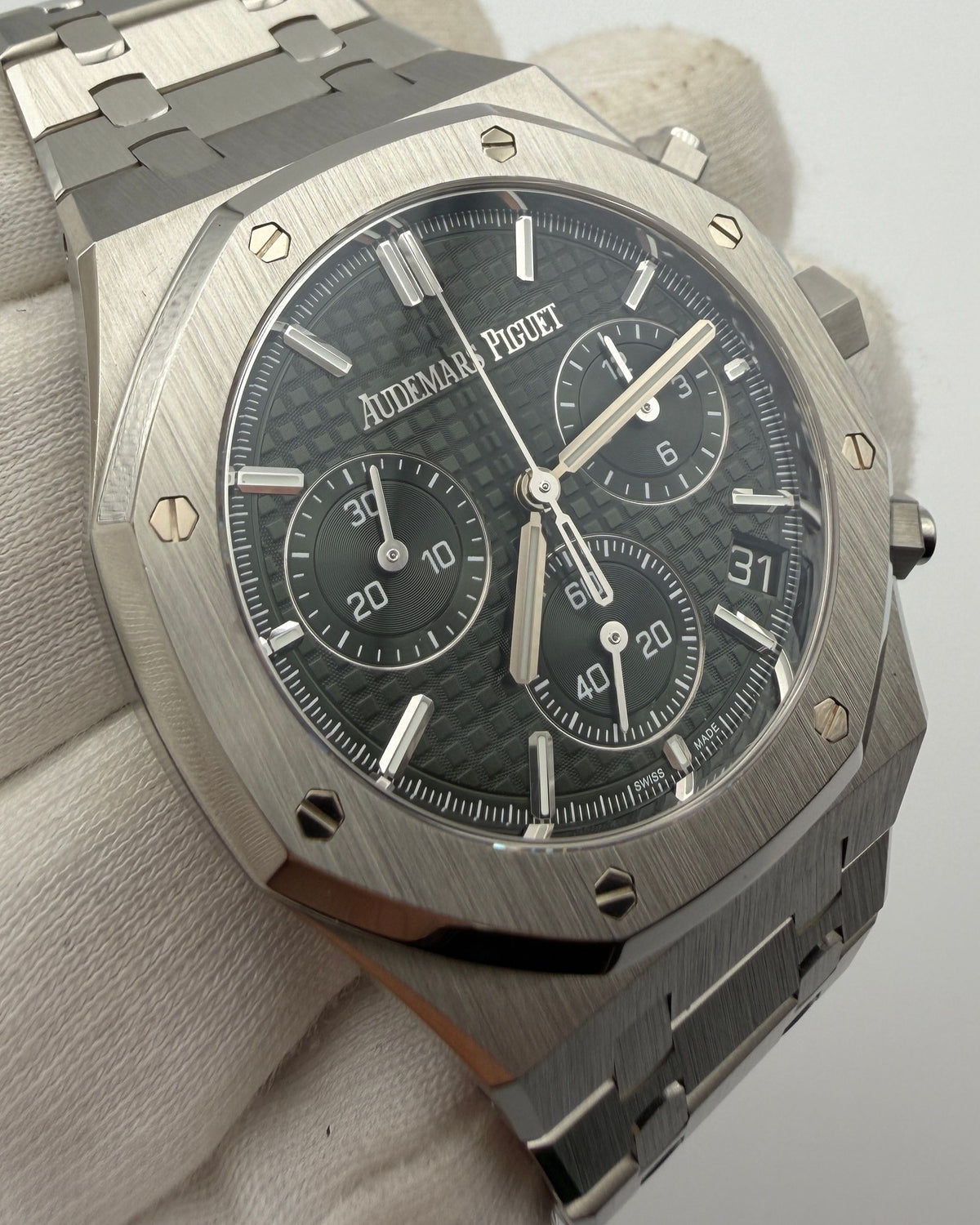 Audemars Piguet Royal Oak Chronograph 26240ST „50th Anniversary“ Green Dial | 2023 | Full Set