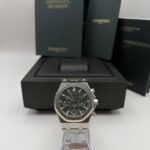 AP Royal Oak Chronograph 50th Anniversary Green Dial
Baujahr: 2023
Referenz: 26240.ST.OO.1320ST.04
Lieferumfang: Box + Papiere 
Zustand: Gut
Preis: 59.990€
