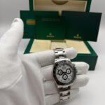 Rolex Daytona Panda
Baujahr: 16.06.2019
Referenz: 116500LN
Lieferumfang: Box + Papiere
Zustand: Gut
Preis: 25.990€