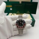 Rolex GMT Master 2 Pepsi
Baujahr: 11.01.2020
Referenz: 126710BLRO
Lieferumfang: Box + Papiere
Zustand: Gut
Preis: 21.590€
