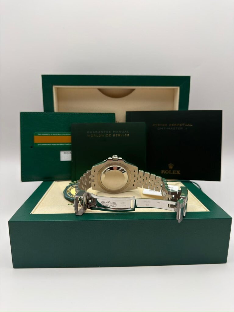 Rolex GMT Master 2 Pepsi
Baujahr: 11.01.2020
Referenz: 126710BLRO
Lieferumfang: Box + Papiere
Zustand: Gut
Preis: 21.590€