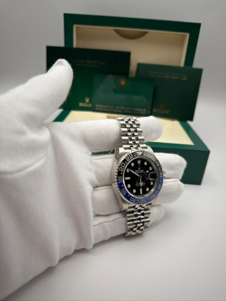 Rolex GMT Master 2 Batgirl
Baujahr: 23.03.2023
Referenz: 126710BLNR
Lieferumfang: Box + Papiere
Zustand: Gut
Preis: 15.490€